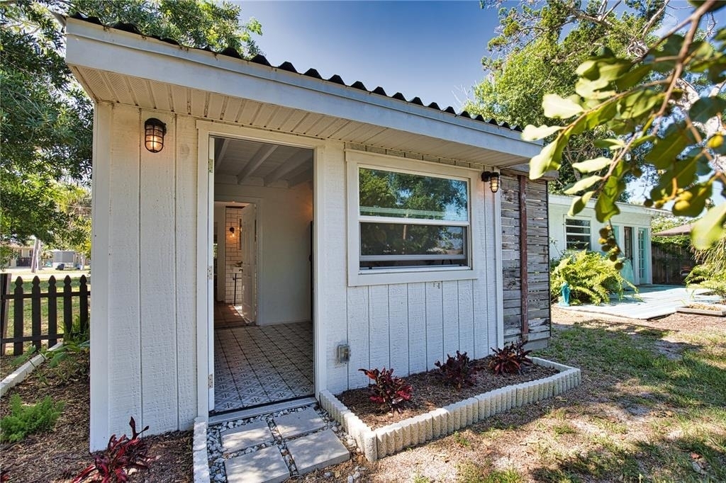 650 Edwards Street - Photo 53