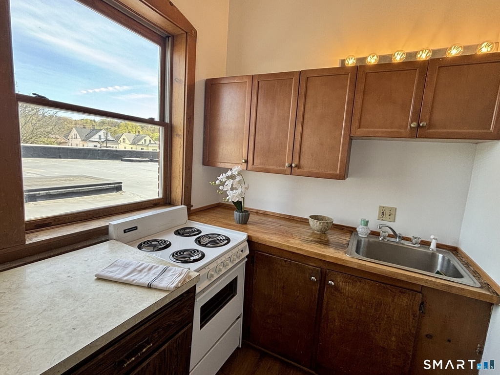 68 Main Street - Photo 15