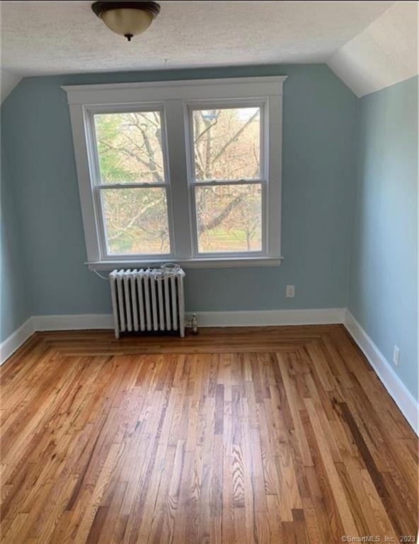 364 Rock Avenue - Photo 4