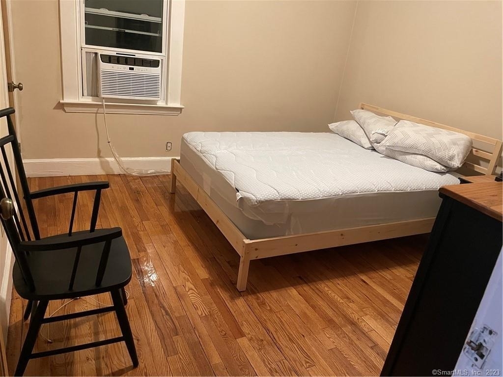 364 Rock Avenue - Photo 5