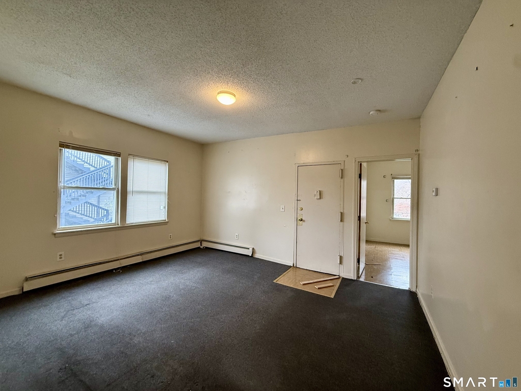 132 Locust Street - Photo 3