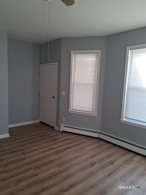 1458 Main Street - Photo 2