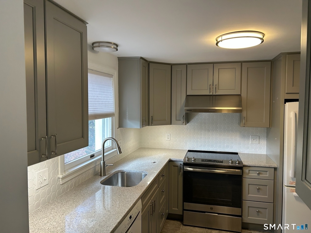 140 Flagg Road - Photo 1