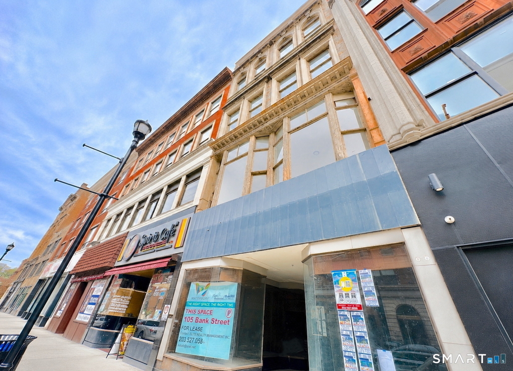 105 Bank Street - Photo 0