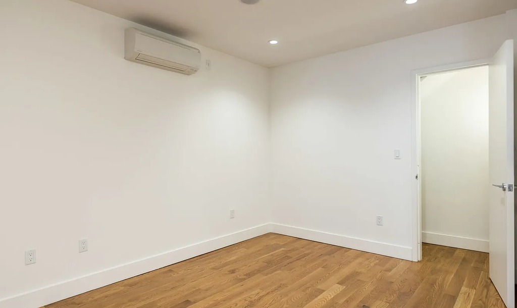 776 Classon Avenue - Photo 8