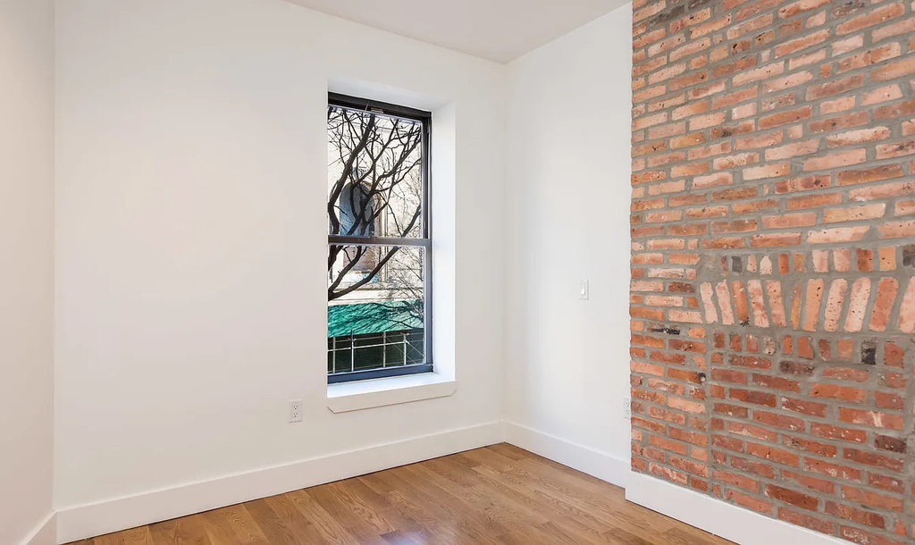 776 Classon Avenue - Photo 2