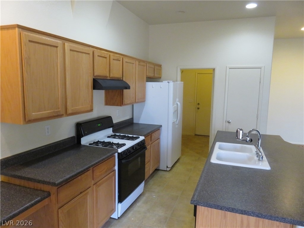 3358 Glacial Lake Street - Photo 9