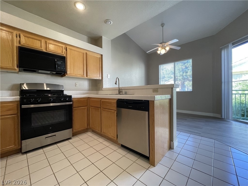 5155 Tropicana Avenue - Photo 3