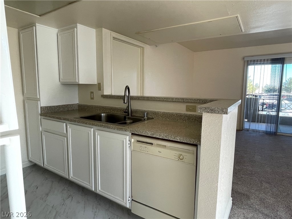 8070 W Russell Road - Photo 12