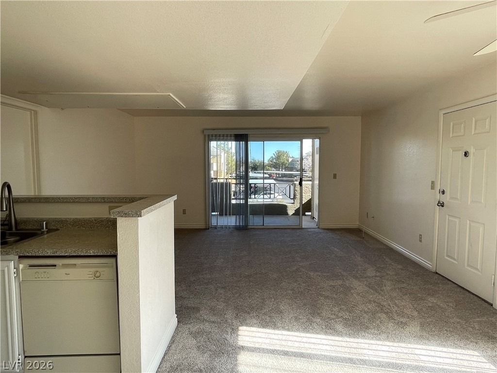 8070 W Russell Road - Photo 6