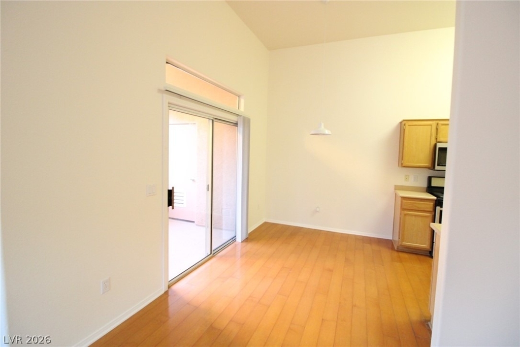 700 Carnegie Street - Photo 5