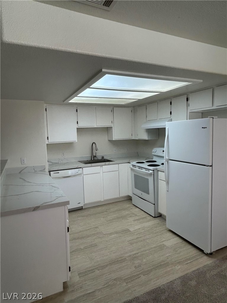 6560 Wilma Avenue - Photo 2