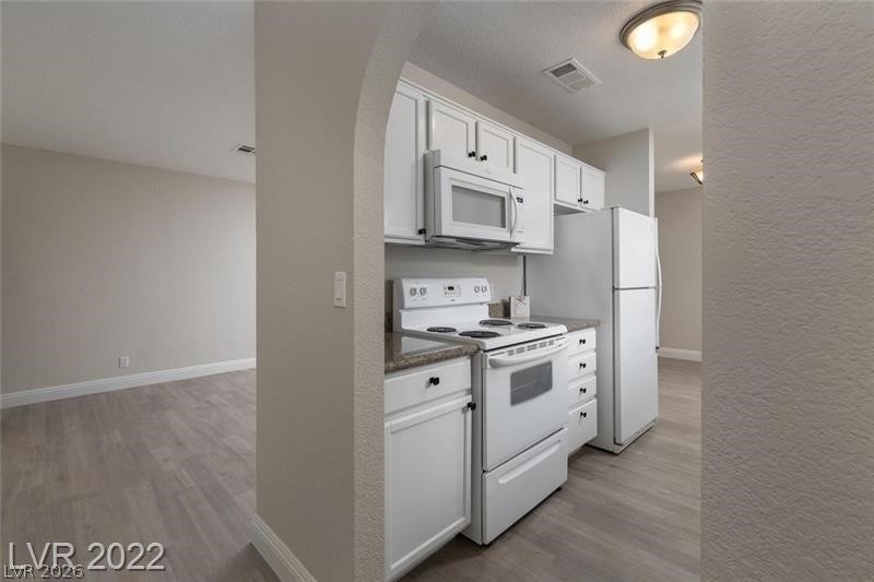 1814 N Decatur Boulevard - Photo 1