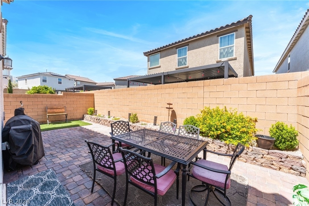 8448 Vulturo Avenue - Photo 31