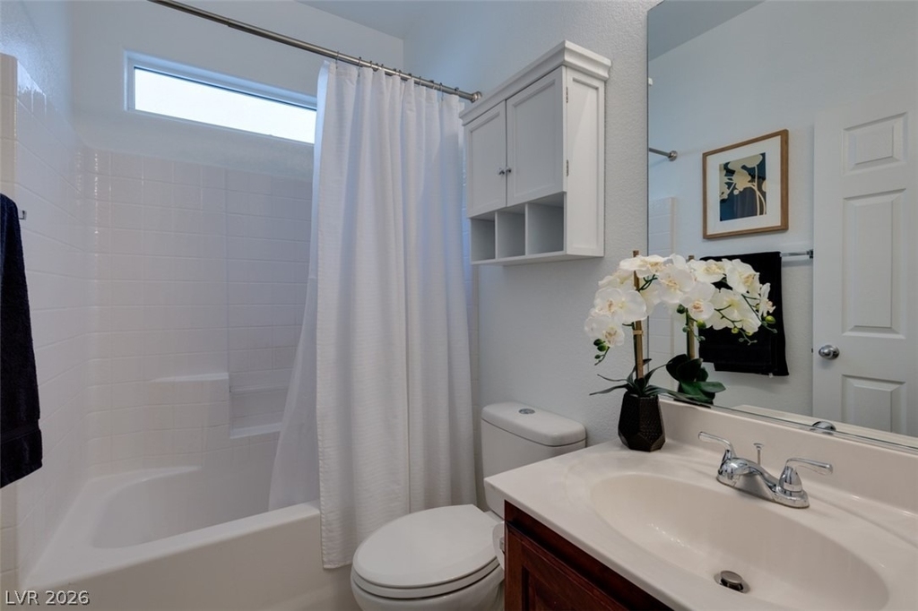 3305 Umbria Gardens Avenue - Photo 16