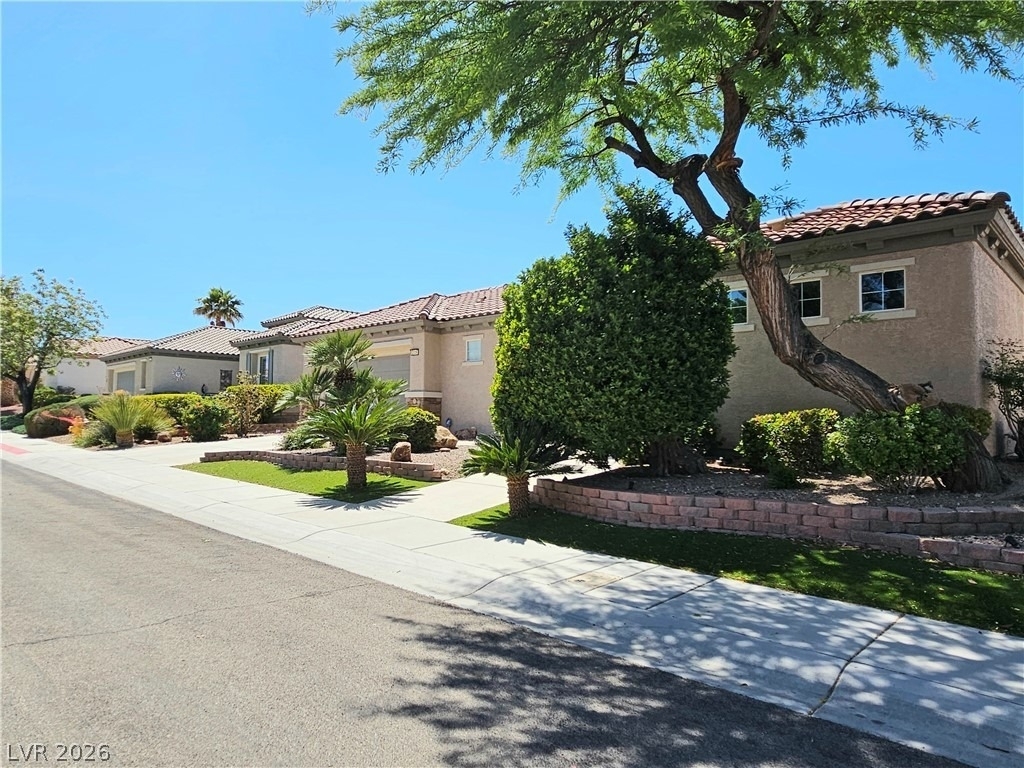 2139 Twin Falls Drive - Photo 4