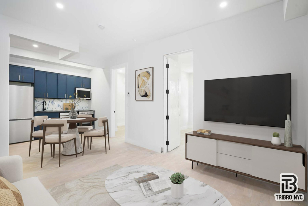 141 Meserole Street 2A - Photo 5
