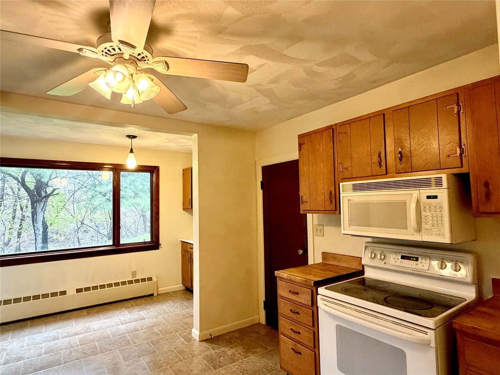 99 Castle Creek Road - Photo 15