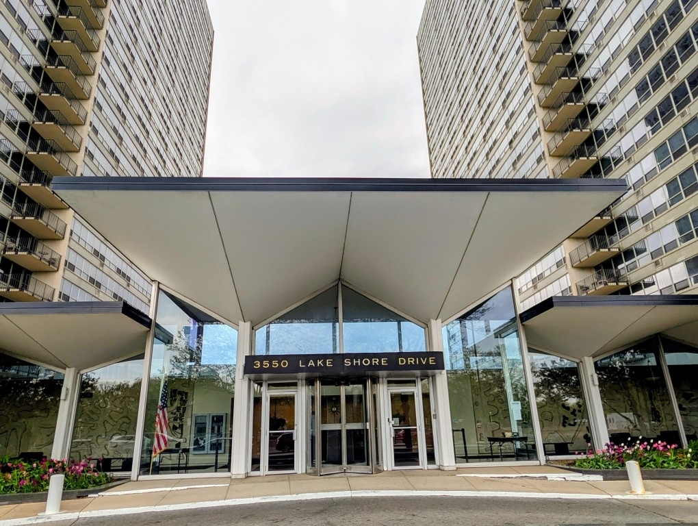 3550 Lake Shore Drive - Photo 0