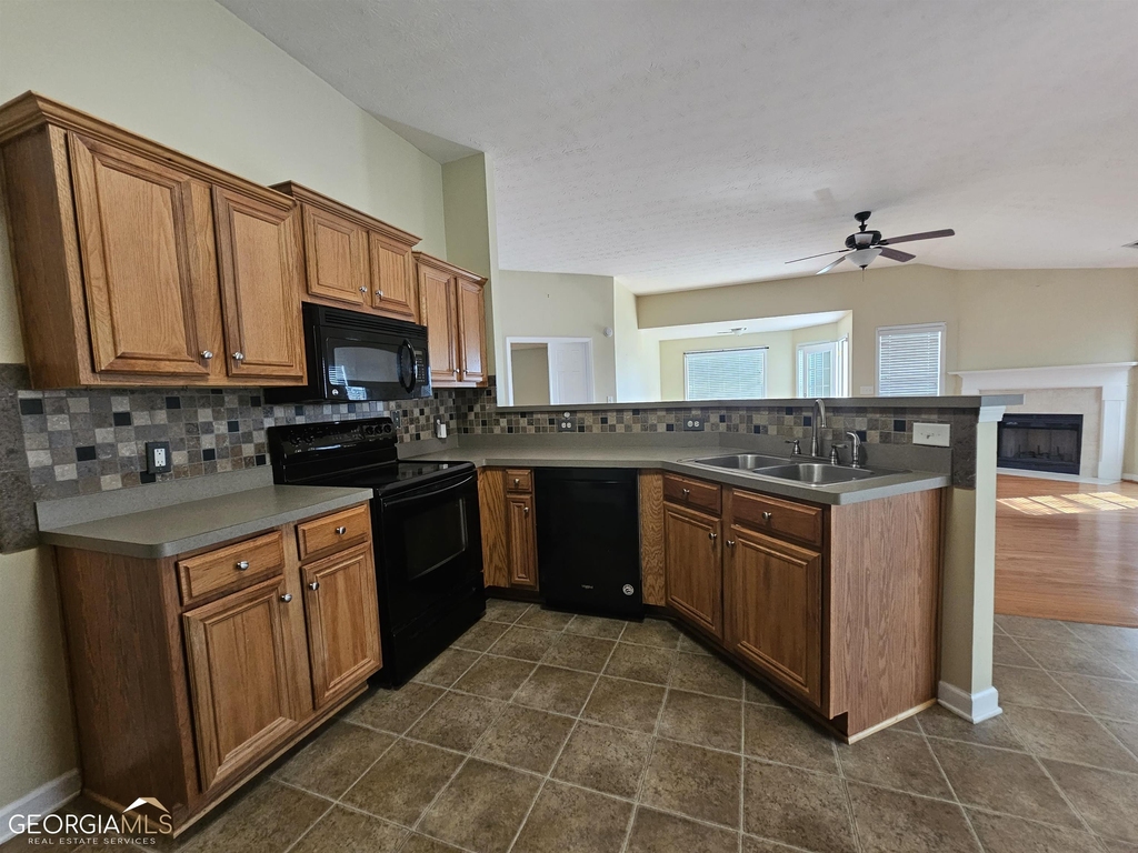45 Manchester Lane - Photo 6