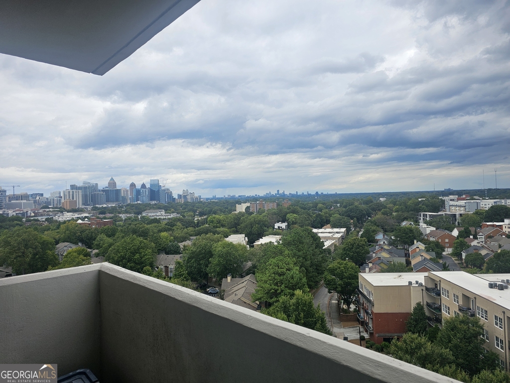 375 Ralph Mcgill Boulevard Ne - Photo 9