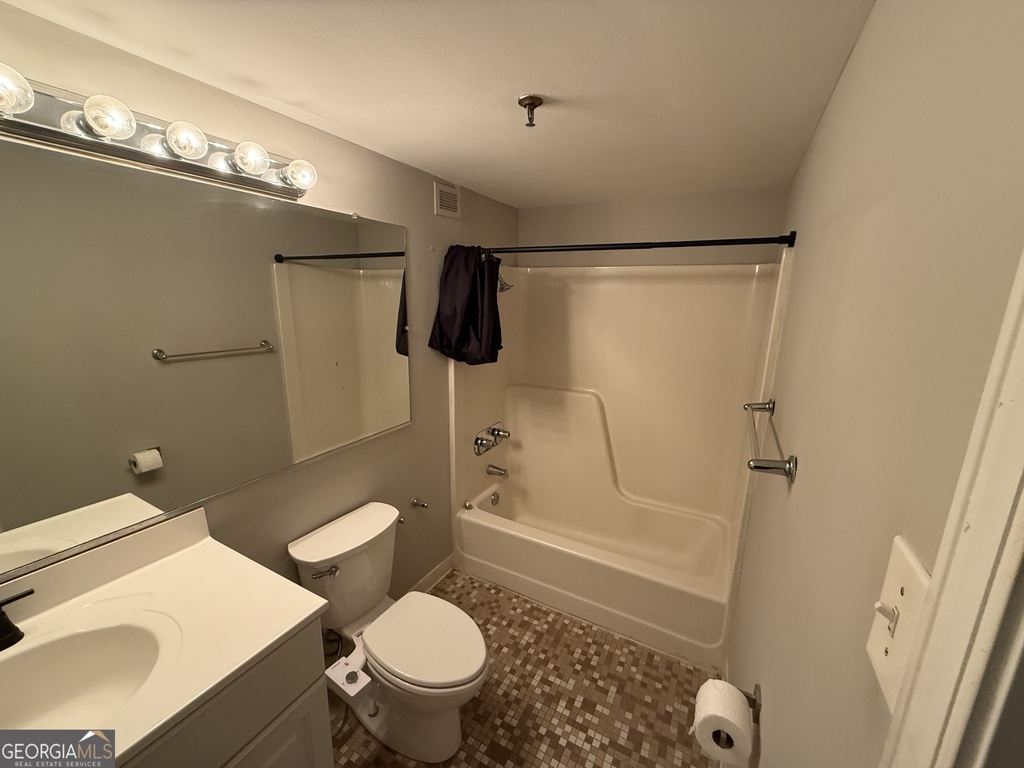 375 Ralph Mcgill Boulevard Ne - Photo 6