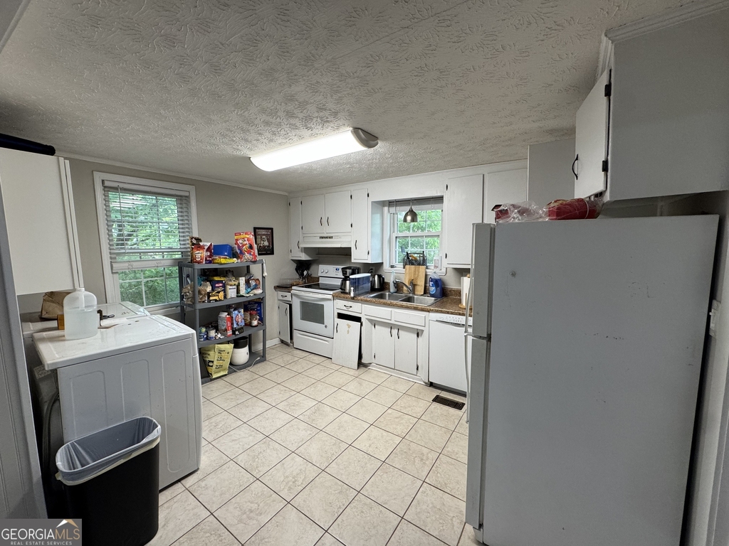 1734 Broad Street - Photo 9