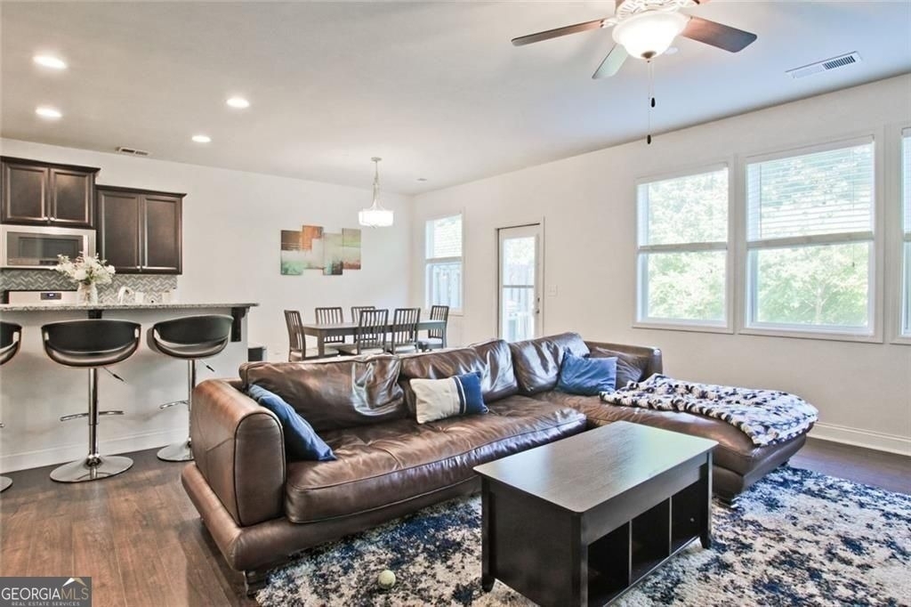 112 Davina Drive - Photo 7