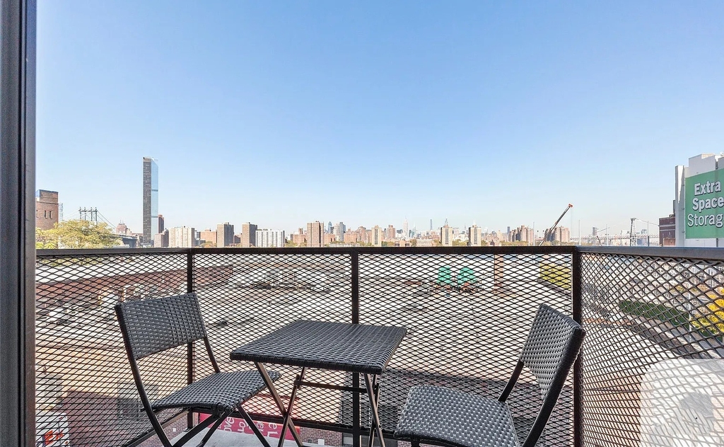 251 Front Street - Photo 3