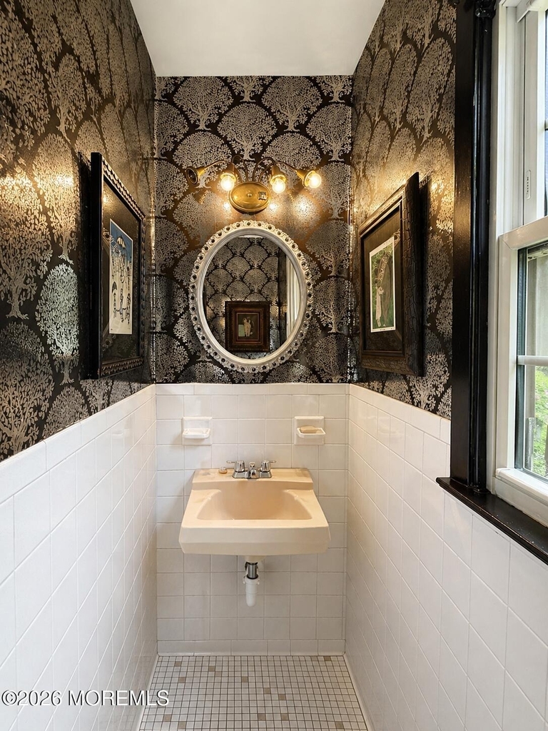 2908 Logan Road - Photo 9