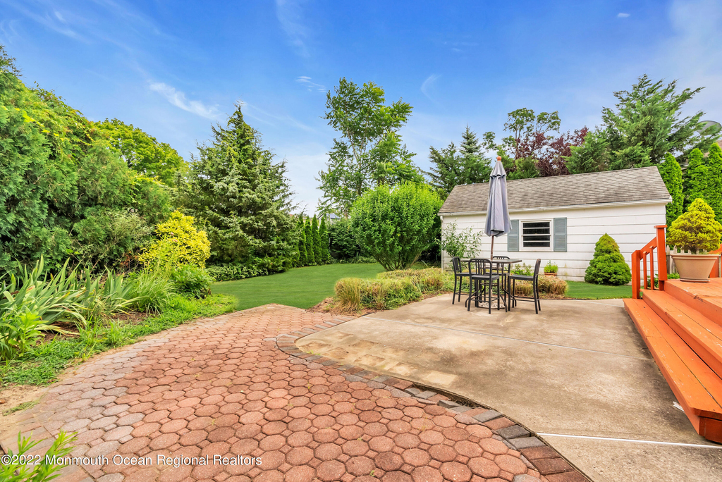 11 Elm Avenue - Photo 17