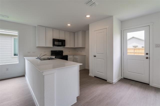 538 Montclair Avenue - Photo 2