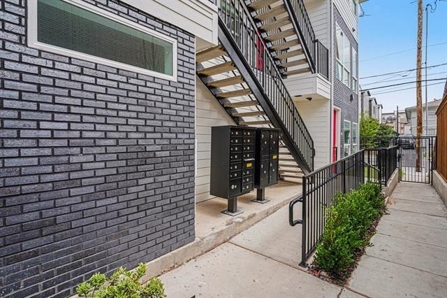 2217 N Fitzhugh Avenue - Photo 39
