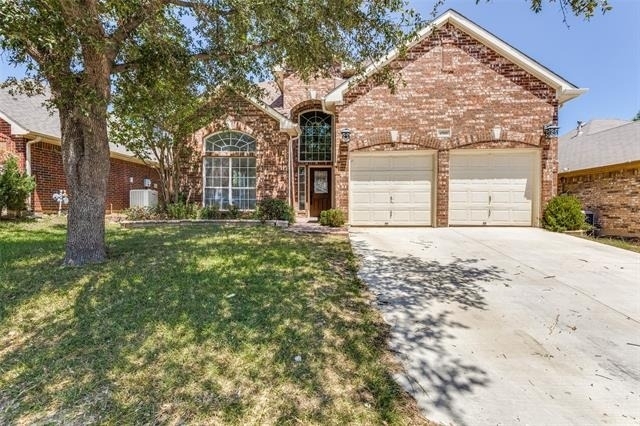 4705 Sabine Street - Photo 0