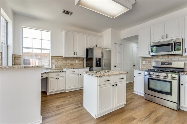 4705 Sabine Street - Photo 8