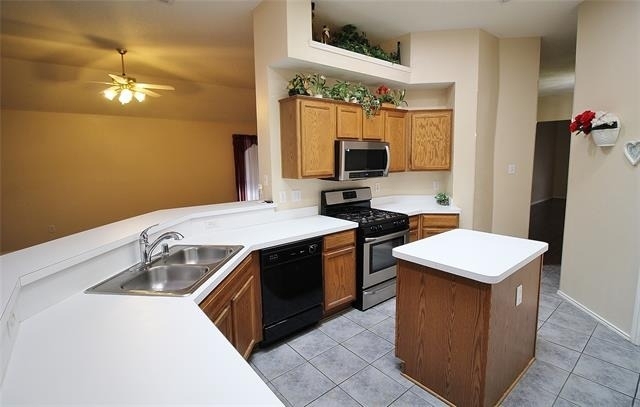 1507 Goodwin Drive - Photo 9
