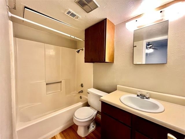 2526 W Prairie Street - Photo 5