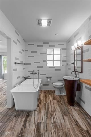 222 Stephenson Street - Photo 12