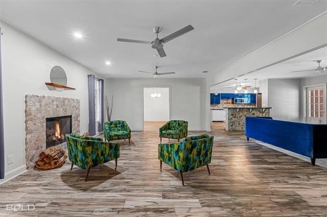 222 Stephenson Street - Photo 2