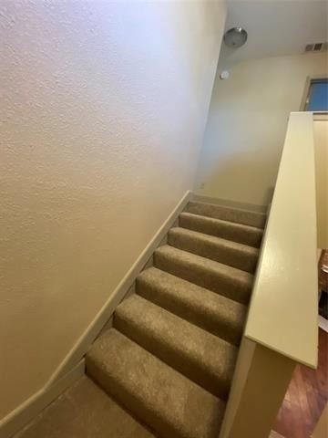 7720 Kings Ridge Road - Photo 10