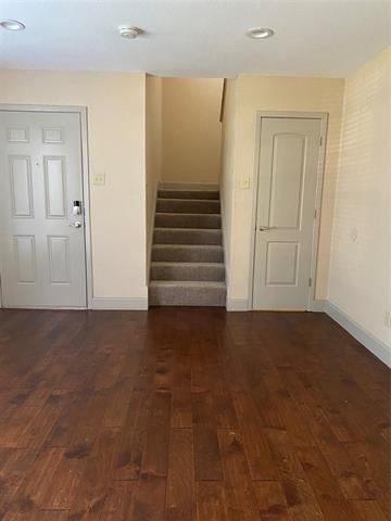 7720 Kings Ridge Road - Photo 2