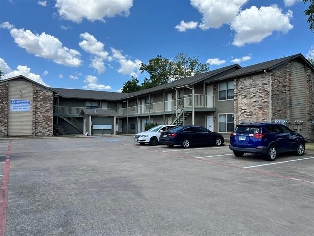 2526 W Prairie Street - Photo 1