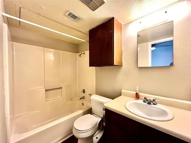 2526 W Prairie Street - Photo 5