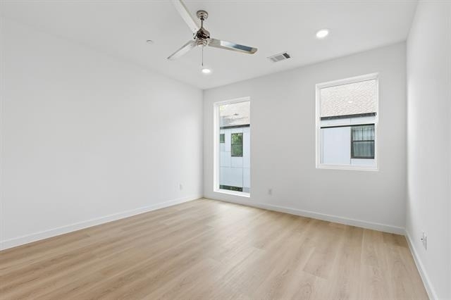427 W 10th Street - Photo 18