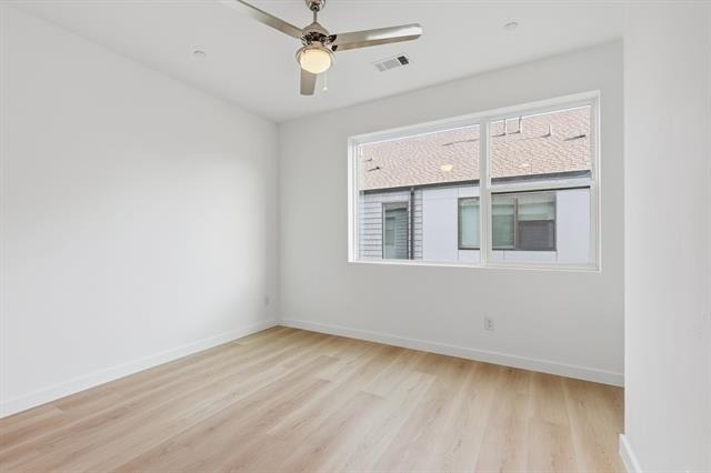 427 W 10th Street - Photo 21