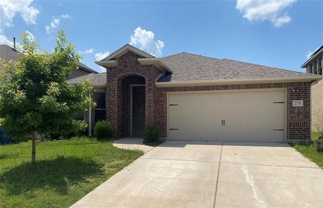 2258 Templin Avenue - Photo 0