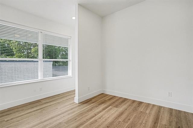 2217 N Fitzhugh Avenue - Photo 26