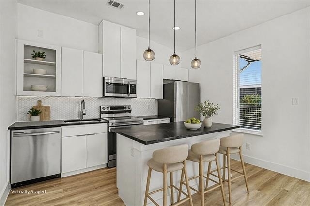 2217 N Fitzhugh Avenue - Photo 7