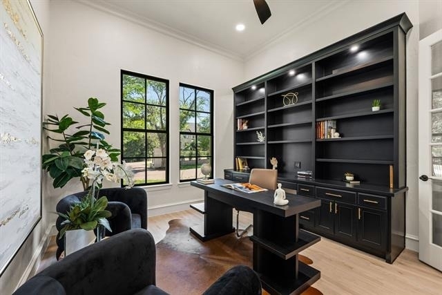 320 W Highland Street - Photo 5