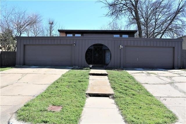 6319 Walraven Circle - Photo 0